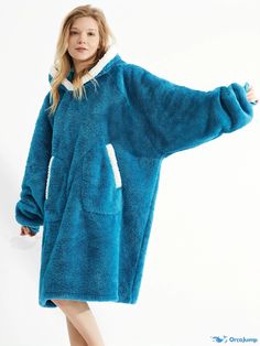 Orcajump - Plus Size Casual Loungewear Blanket, Women's Plus Solid Oversized Soft Plush Hooded Wearable Blanket With Pocket Blue Warm Hoodie For Winter, Comfortable Long Sleeve Outerwear With Kangaroo Pocket, Warm Blue Hoodie For Winter, Oversized Super Soft Hooded Outerwear, Super Soft Oversized Hooded Outerwear, Cozy Blue Hoodie Outerwear, Oversized Hooded Super Soft Outerwear, Cozy Blue Outerwear With Drawstring Hood, Cozy Blue Hoodie