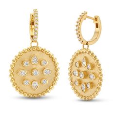 These Diamond Bezel Disc Earrings feature a 14K yellow gold bezel disk with round brilliant and pear cut diamonds totaling approximately 0.85 carats. Bezel Set Diamond Earrings, Diamonds Direct, Wine Bars, Pear Cut Diamond, Disc Earrings, Bezel Set Diamond, Diamond Education, Fine Jewelry Designers, Bezel Diamond