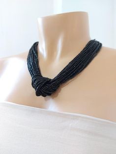 This stunning choker can be as short or as long as you wish. The black bead is a little sparkly and very high quality. Available with silver or gold clasp. It looks very elegant and the color is very classic It has 20 strands.The size shown in the picture is 14" . Please read specifications on SIZES below:❤ SIZESThis item comes in several sizes. Kindly choose at checkout. You can use the diagram on the pictures as a reference, but keep in mind that we all have different neck and body sizes so I Wedding Bridesmaid Gifts, Black Necklace Statement, Black Beaded Necklace, Seed Bead Choker, Choker Black, Orange Necklace, Blue Beaded Necklace, Bead Choker, Black Bead Necklace