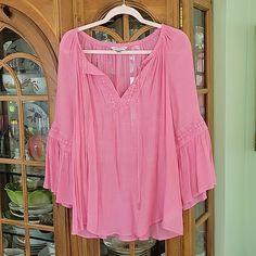 Beautiful Flowey Bright Pink Tunic Top.So Cute. White Tunic Blouse, Crinkle Top, White Blouse Top, Peasant Shirt, Red Tunic, Pink Tunic, White Tunic, Pink Boho, Pink Ruffle