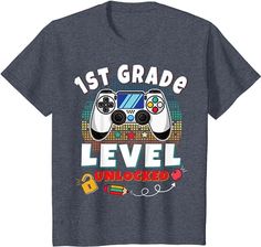 Amazon.com: Level 1st Grade Unlocked Back To School First Day Boy Girl T-Shirt : Clothing, Shoes & Jewelry Sports Day, Level 3, School Days