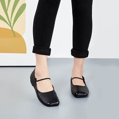 The Square Toe Flat – Empress Affordable Shoes, New Years Sales, Comfortable Flats, Fabulous Shoes, Fashion Plates, Crazy Shoes, Perfect Shoes, Buy Shoes, Square Shape