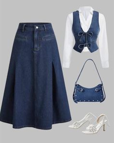 Dark Denim Skirt Outfit, Denim Skirt Outfit, Dark Denim Skirt, Neat Casual Outfits, Stylish Work Attire, Effortlessly Chic Outfits