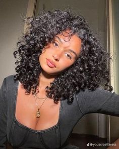 Curly Hair Cuts Mixed Girl, Short Black Curly Hair, Get Curly Hair, 3c Curly Hair, Hairstyle Braid, Natural Curly Hair Cuts, Highlights Curly Hair, Oval Face Haircuts, Blonde Curly Hair