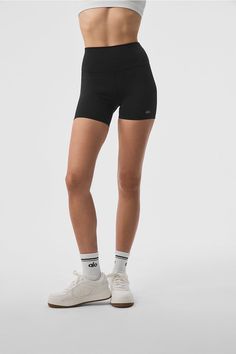 Found: The perfect pair of biker shorts. Designed with a high-rise, sweetheart seams in the back and a not-too-short, not-too-long 5-inch length. They’re done in our best-selling Airlift fabric and fit like a dream—sleek and sculpting with a comfortable amount of compression. Dress them up for dinner, dress them down to lounge… You know what to do. Skincare Supplements, Woman Back, Yoga Shop, Dinner Dress, French Terry Fabric, Double Take, Back Women, Hot Yoga, Alo Yoga