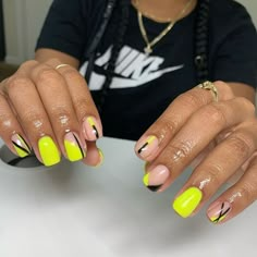 Dipped Natural Short Nails, Structured Manicure Designs, Structured Gel Nail Designs, Gel On Short Nails Natural, Short Gel Nail Designs Natural Manicures, Lemon Juice Nails Color Designs, Mani Ideas For Short Nails, Cute Nail Designs On Short Natural Nails, Short Overlay Nail Designs