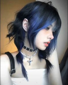 Dyed Hair Ideas For Black Women Short Haircuts, Aesthetic Colors To Dye Your Hair, Tip Of Hair Dyed, Under Hair Dye Wolfcut, Alt Hair Dye Short, Wolfcut Hair Dye, Dark Gray Blue Hair, Cybercore Hairstyles, Wolfcut Hairstyle Ideas