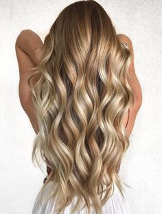 Micro Loop Hair Extensions, Honey Blonde Hair Color, Balayage Ombre, Hair Extensions Best, Honey Blonde Hair, Balayage Hair Blonde, Hair Trend, Remy Human Hair Extensions