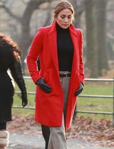 Buy Now Jennifer Lopez Valentine’s Day Red Trench Coat For Women Red Coat Outfit, Red Jacket Outfit, Mantel Outfit, Red Trench Coat, Red Coat, Coat Outfits, Costume Outfits, Winter Fashion Outfits, Red Jacket