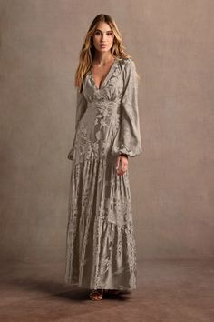 Take your formal wear to the next level in the Melissa Long Sleeve Maxi Dress. This stunning design features a flattering V-neckline, a keyhole back, and a flowy A-line skirt. The perfect style for any special occasion. Family Photo Dresses For Mom, Garden Formal, Atelier Dress, Ethereal Style, Dresses For Pregnant Women, Formal Dresses With Sleeves, Graduation Funny, Long Sleeve Dress Formal, Mob Dresses