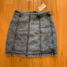 Brand New Free People Denim Skirt. This Skirt Has Comfortable Stretch To It, Beautiful Indigo Coloring, And Is In Perfect Condition, Purchased From Saks 5th Avenue. Medium Wash Stretch Mini Skirt, High Waist Stretch Skirt In Light Wash, High Waist Light Wash Stretch Skirt, High Waist Stretch Light Wash Skirt, Light Wash Fitted Denim Skirt, Light Wash Fitted Short Denim Skirt, Fitted High Waist Light Wash Mini Skirt, Fitted Light Wash Short Denim Skirt, Mid-rise Fitted Mini Skirt With Lined Detail