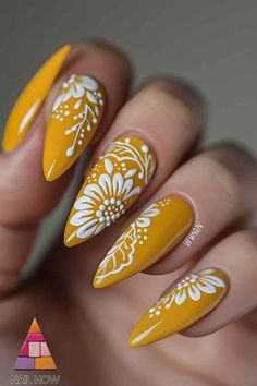 Design On Yellow Nails, Nail Art Themes Ideas, Sunflower Inspired Nails, Yellow Fall Nail Ideas, Indian Nail Art Designs, Graphic Art Nails, Marigold Nail Art, Retro Nail Designs Vintage, Yellow Fall Nails Design