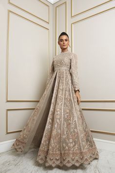 Faraz Manan, Shadi Dresses, Bridal Dresses Pakistan, Pakistani Fancy Dresses, Indian Dresses Traditional, Indian Bridal Fashion, Pakistani Bridal Dresses, Simple Pakistani Dresses