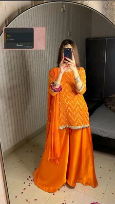 Pakistani 2 Piece Dress, Mehndi Dress Simple, Simple Garara Design, Mayon Dresses Pakistani Simple, Garara Dress Simple, Mayo Dress Design, Simple Mehndi Dresses, Mayo Dress, Mayon Dresses