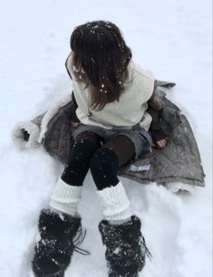 Snow Girl, Snow Outfit