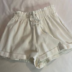 Nwot Never Worn - Never Got Around To Wearing These Double Lined / Side Pockets / Draw String Waist Size Us 2 Princess Polly, Linen Shorts, High Waisted, Women Shopping, How To Wear, Color