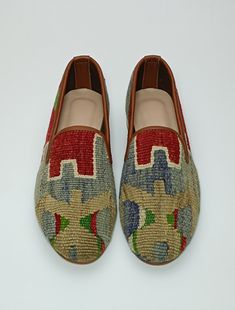 Welcome to AliDesignStore This Kilim Loafer one -of-A-kind! Upper Made of a Hand-Selected Vintage Turkish Kilim Rug .  Kilims Rugs Are Hand Crafted From Vegetable Yarn. Have Stronger weave. - Handcrafted - Materials : Handwoven Kilim Rug                       Leather Sole                        Leather Trimmed                       Leather Lining                       Stacked Leather Sole                       Rubber Under The Stacked Heel  Care:   Soft Clothing Brush İs Recommended To Clean The Brown Loafers With Red Sole And Round Toe, Tassel Slip-on Loafers For Galas, Closed Toe Loafers With Branded Insole For Galas, Stitched Sole Closed Toe Loafers For Galas, Closed Toe Loafers With Stitched Sole For Galas, Multicolor Slip-on Loafers With Rubber Sole, Flat Slip-ons With Leather Sole For Galas, Multicolor Casual Flat Loafers, Slip-on Flats With Rubber Sole For Galas