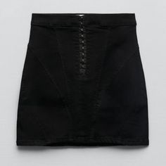 New With Tags! Zara Black Denim Skirt With Hook Closures Size Small - High Rise Length Of Skirt 15.5 Inches Black Denim Skirt, Zara Skirts, Zara Black, Black Denim, Denim Skirt, Womens Skirt, High Rise, Zara, Skirt