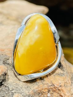 Ring material and details : * Metal : Sterling silver 925  * Stone : Natural Baltic Amber *Weight: 9,5g *Ring size : adjustable  *Color :  Yellow, White, Butterscotch Amber Ring, Amber Stone, Baltic Amber, Solitaire Ring, Adjustable Rings, Sterling Silber, Online Jewelry, Silver 925, Yellow White