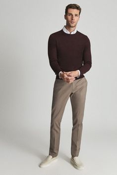 The Wessex crew-neck jumper is knitted in soft Merino wool. A versatile wardrobe essential that can be worn with smart tailoring or casual separates alike, try it with slim jeans and boots for a relaxed but polished look. Hand wash only. 100% Wool. Teacher Outfits Men, Corporate Casual, Smart Clothing, Mens Fall Outfits, Fall Business Casual Outfits, Smart Outfits, Smart Casual Office, Suit Guide