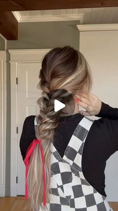 TORIE BLISS on Instagram: "Can’t do a French braid? Try this ✨" French Braid, Claw Clip, Hair Clips, Braids, Hair, Plaits