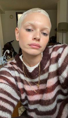 Shaved White Hair, White Shaved Hair, Shaved Hair Blonde, Blond Buzzcut Woman, Buzz Cut On Women, Blonde Shaved Hair, Platinum Buzzcut Women, Bleached Eyebrows Blonde Hair, Buzzcut Makeup