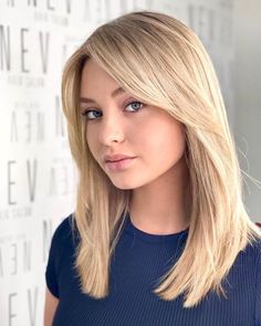 Curtain Bangs for Medium Straight Hair Haircuts For Round Faces Blonde, Side Part Haircut With Bangs, Medium Hair Framed Face, Haircuts For Round Faces Fine Hair, Curtain Bangs Unstyled Straight Hair, Womens Bangs, Haircuts For Flat Hair, Face Framing Layers Medium Length Hair, Curtain Bangs For Round Face