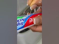 Put toothpaste in the toilet tank and you'll thank me forever. - YouTube Toothpaste Container Ideas, Diy Toilet Tank Cleaner Tablets, Toothpaste Cleaning Hacks, Diy Cleaning Hacks Organizing Ideas, Downey In Toilet Tank, Fabuloso Toilet Tank Hack, Toothpaste In Toilet Tank, Fabuloso In Toilet Tank, Back Of Toilet Decor Ideas