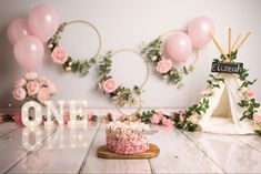 Bohemian roses flowers pink tipi cake smash fotoshoot zuid Holland Hellevoetsluis Rotterdam spijkenisse 1jaar mijlpaal verjaardag one