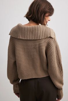 Big Collar Chunky Knitted Sweater Brown | NA-KD Chunky Knitted Sweater, Big Collar, Sweater Brown, Brown Sweater, Na Kd, Knitted Sweater, Neck Designs, Oversized Fits, Drop Shoulder