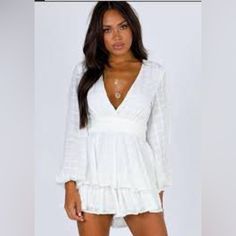 Nwot Princess Polly Romper Size Small/Medium Ptp 20 Length 31 Summer Fitted Long Sleeve Jumpsuits And Rompers, White Long Sleeve Summer Jumpsuits And Rompers, Fitted Long Sleeve Summer Jumpsuits And Rompers, Fitted Long Sleeve Summer Jumpsuit, White Long Sleeve Summer Jumpsuit, Flirty White Jumpsuit And Rompers For Date Night, White Flirty Jumpsuit For Date Night, Flirty White Jumpsuit For Date Night, White Long Sleeve Jumpsuits And Rompers For Day Out