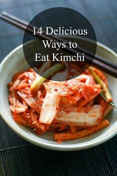 Ways To Eat Kimchi, Koreansk Mad, Kimchi Noodles, Asian Dish, Korean Kimchi, Fermented Cabbage, Kimchi Fried Rice, Kimchi Recipe