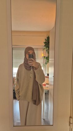 Modest Hijab Outfits Winter, Modest Beige Outfits, Abaya With Blazer, Hijabi Fashion Modest, Hijab Outfit Ideas Winter, Maxi Skirt Outfit Summer Modest, Winter Outfit Modest, Abaya Winter Outfit, Hijabi Blazer Outfit