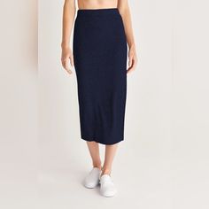 - Size: Xs - Color: Navy Blue - New With Tags - Midi Skirt - Measurements Approximately Flat From: Waist: 13" Lenght: 35" Colors Shades May Vary Due To Lighting. I Try My Best To Describe The Color Of The Item As Possible. If You Are Concerned About The Color, Let Me Know Before Purchase. Feel Free To Ask Any Question. By Purchasing Any Item, You Affirm That You Have Thoroughly Viewed All The Pics, As Well As The Complete Description Provided. Offers Are Welcome Casual Blue Midi-length Bottoms, Casual Blue Midi Bottoms, Casual Blue Midi Length Bottoms, Casual Navy Stretch Skirt, Casual Navy Knee-length Skirt, Chic Blue Midi Length Bottoms, Navy Casual Bottoms With Lined Skirt, Casual Blue Midi Skirt, Casual Blue Pencil Skirt For Work