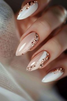 Gold And White Gel Nails, Elegant Nails Classy 2024, Engagement Nails, Golden Nails, Her Nails, Neutral Nails, Bridal Nails