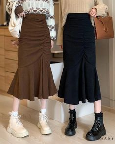 Lasaky - Exquisite Fish Tail Skirt: Luxurious High-Waisted Velvet Midi Skirt with Fine Tailoring Rok Midi, Velvet Midi Skirt, Thanksgiving Fashion, Rock Outfit, Fishtail Skirt, Skirts Midi High Waisted, Brown Skirts, Tailored Design, Mermaid Silhouette