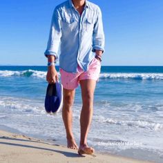 Outfit Swag, Swimsuit Shorts, Ibiza Summer, Beach Party Outfits, Mens Shorts Outfits, Short Men Fashion