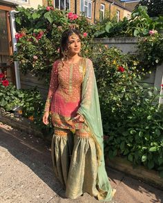 Desi Sharara Outfit, Sharara Outfit, Bridal Mendhi, Asian Fits, Desi Fits, Mehndi Outfits, Wedding Outfits For Women, Desi Wedding Dresses