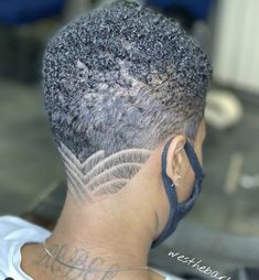 Female Haircuts Black Women, Fade Haircut Designs Women, Womens Undercut Designs, Woman Fade Haircut, Female Haircut Styles, Haircut Designs For Women Black, Female Haircut Designs, Female Fade Haircut Black Women