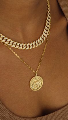 Expensive Necklaces, Lucky Tiger, Necklace Outfit, Diamond Choker, Jewelry Accessories Ideas, Money Aesthetic, 14k Gold Necklace, Accessories Ideas, Large Hoop Earrings