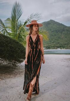 Beautiful tie and dye beach dress, backless, Halter, ties at the back of neck, elastic waist band. Black and orange  Tie Dye Rayon Dress One Size Summer Tie Dye, Goddess Dress, Bridal Shower Dress, Dye Dress, Dress Beach, Maxi Robes, Rayon Dress, Tie Dye Dress, Dyed Dress