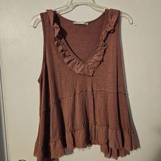 New Without Tags. Brownish Pink Color. Raw Edge Hem And Neckline. Loose Fit. Measurements In Pics. Smoke Free Home. V-neck Ruffled Tops For Loungewear, Accessories Png, Fashion Reference, Black Tape, Flowy Tank, Winter Casual, Pink Brown, Raw Edge, Autumn Winter Fashion