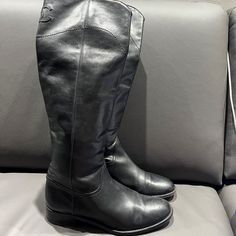 100% Authentic Chanel Black Flat Leather Cc Riding Boot 41 11 Rare Find, Very Good Preloved Condition I May Be Able To Located Box Or Dustbag Calf Leather Riding Boots With Leather Lining, Black Leather Boots With Leather Backing, Classic Knee-high Calf Leather Moto Boots, Classic Black Boots With Leather Lining, Classic Black Calf Leather Boots, Calf Leather Riding Boots With Round Toe, Calf Leather Moto Boots With Round Toe For Riding, Black Calf Leather Boots With Branded Heel, Classic Black Moto Boots With Reinforced Heel