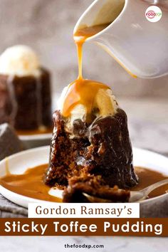 Gordon Ramsay’s Sticky Toffee Pudding Pudding Recept, Sticky Toffee Pudding Cake, Sticky Pudding, Sticky Date, Sticky Date Pudding, Date Pudding, Warm Desserts, British Desserts, Date Cake