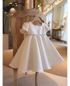 Get 10% off now! Buy square neckline vintage style flower girl dress with bubble sleeves at cheap price online. Free stable shipping and pro custom service since 2009. High Low Prom Dresses, Prom Dresses Yellow, Purple Prom Dress, Lace Beach Wedding Dress, Tea Length Wedding Dress, Bridal Party Dresses, Green Prom Dress, Pink Prom Dresses, Wedding Dresses Plus Size