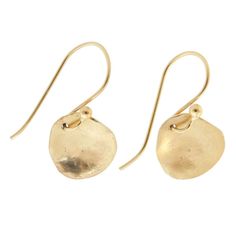 These delicate small disc dangly earrings  are designed to bring light and elegance to the face with every movement. Crafted to catch and reflect light, the subtle sway of the discs adds a radiant glow and a touch of dynamism to your look. 925 Sterling Silver with a 24kt gold plated. Avoid exposing your jewellery to harsh chemicals, including perfumes and creams. Forever Jewelry, Jewelry Ring Box, 24kt Gold, Silver Shop, Dangly Earrings, Silver Drop Earrings, Mens Jewelry Bracelet, Stylish Jewelry, Gold Plated Earrings