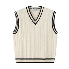 Wrap yourself in luxury and sophistication with our Casual V-Neck Cable Knit Vest. Made from the finest cable knit fabric, this vest is perfect for creating a chic and effortless look. Its v-neck design adds a touch of elegance, while its casual style makes it perfect for any occasion. Stay warm and stylish with this must-have addition to your wardrobe. Features: -100%Cotton -Crew Neckline -Regular Fit -Bohemia Style Style Sweater Vest, Waistcoat Top, Cable Knit Vest, Sweater Vest Mens, Mens Puffer Jacket, Slim Fit Sweater, Bohemia Style, Sleeveless Sweater Vest, Winter Fashion Coats