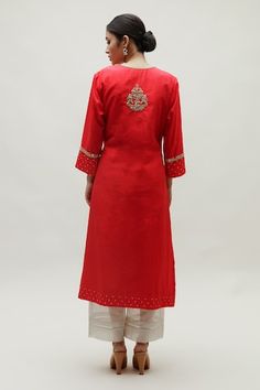 Red straight kurta featuring bandhani detailing all over with hand embroidered yoke in zardozi and an embroidered motif at the centre back. - Aza Fashions Red Embroidered Slub Silk Kurta, Red Cotton Silk Kurta With Chikankari Embroidery, Designer Red Kurta With Embroidered Border, Red Dori Work Kurta For Reception, Red Traditional Wear With Embroidered Border And Straight Kurta, Red Embroidered Kurta With Traditional Drape, Red Kurta With Embroidered Border, Red Kurta With Embroidered Border For Festive Season, Red Embroidered Border Kurta