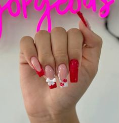 Valentine’s Day Nails Ideas, Red Acrylic Nails Designs, Valentine Nail Ideas, Valentine Day Nails, Vday Nails, Henna Nails, Acrylic Toe Nails, Sassy Nails, Red Acrylic Nails