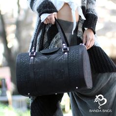 Looking for a beautiful day-to-day bag, gym bag or small carry-on bag? The mini-weekender bag will cover all your needs and turn heads, too! #travelbags #weekenderbags #getawaybags #govegan #instafashion #Fashionista #instastyle #style #fashion #handmade #handbag #shopping #baglovers #bagsforsale #grateful #thansgiving #happythanksgiving #artisanmade #handmadefashion Traditional Black Travel Bag, Traditional Tote Weekender Bag For Everyday Use, Handmade Satchel Weekender Bag, Banda Bags, Handmade Travel Bag, Weekender Bags, Handmade Handbag, Handcrafted Bags, Vegan Bags